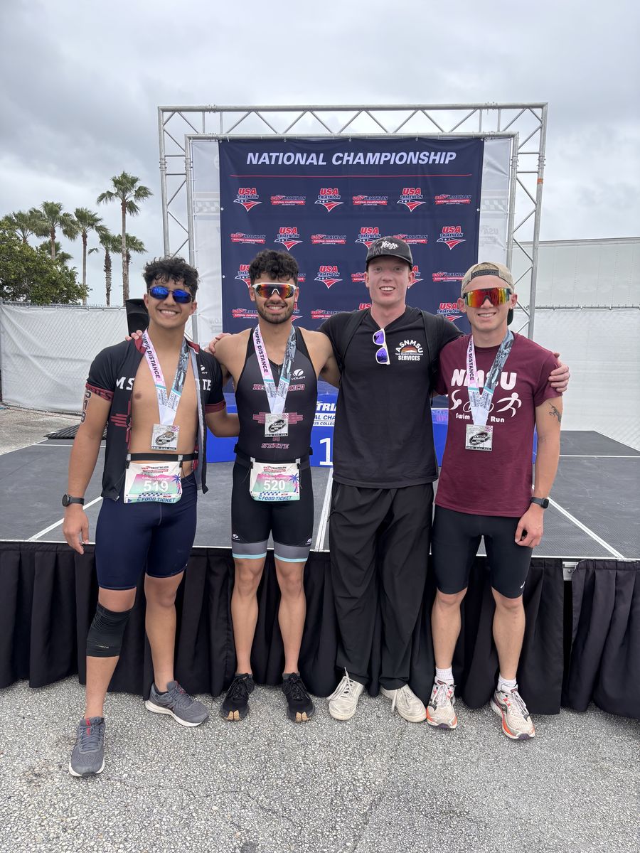 NMSU Triathlon Club team photo at CCNC Nationals in Miami, FL